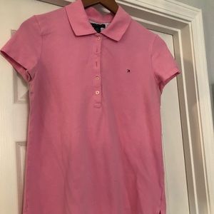 Tommy Hilfiger 5 button, collared s/p pink shirt